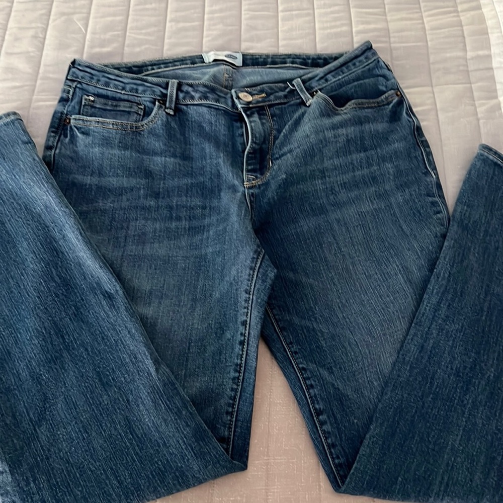 (OLD navy) Ladies jeans 84% cotton size 8 REGULAR
